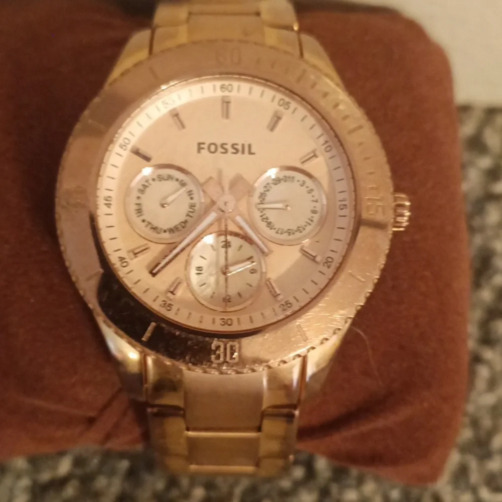 Fossil Stella rose gold Chronograph women's watch ES2859